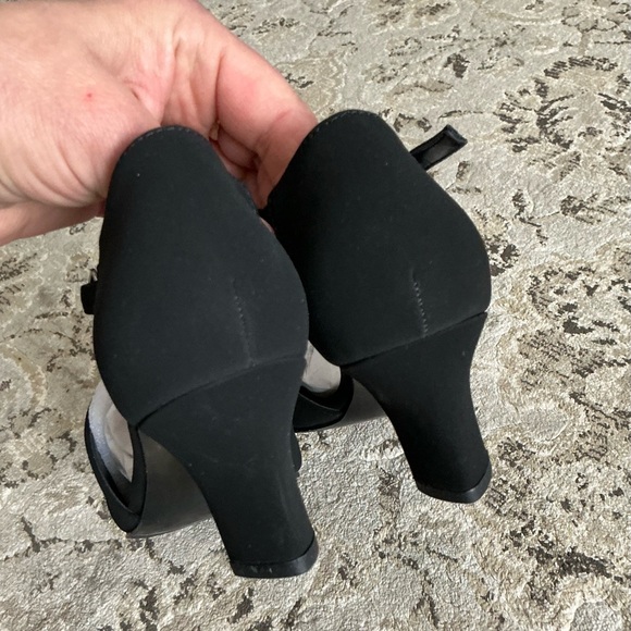 Elegant mid heel pumps🌷🌷 - Picture 9 of 10